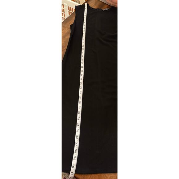 Vince Women's Black Sleeveless Basic Shift Dress Size Small Minimalist - Picture 8 of 9